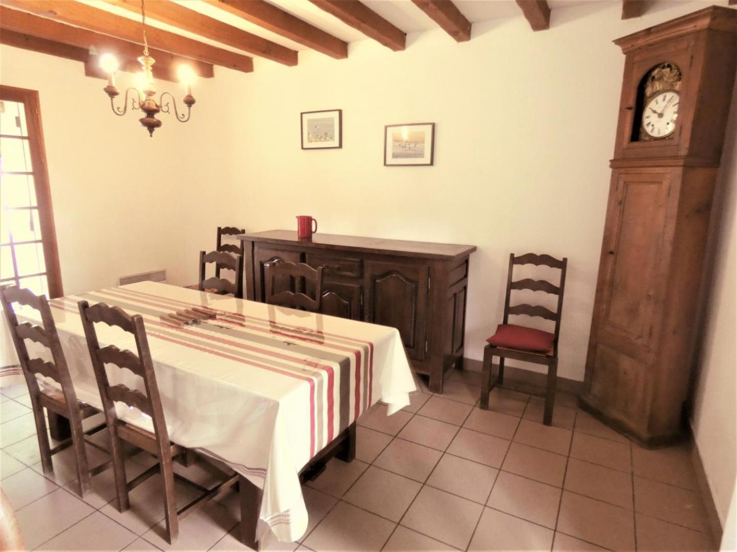 Holiday home Les Glycines *